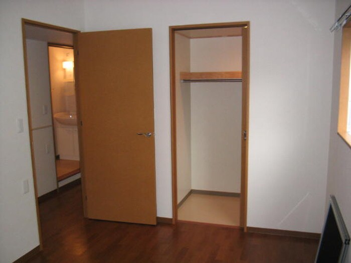 物件内観写真11　(居室)