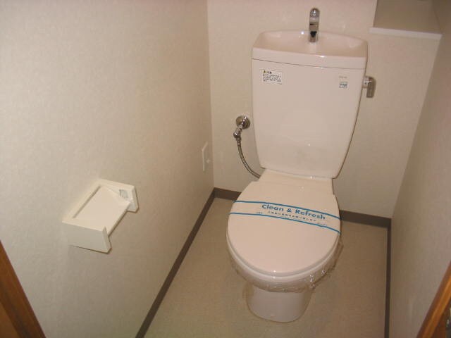 物件内観写真12　(トイレ)