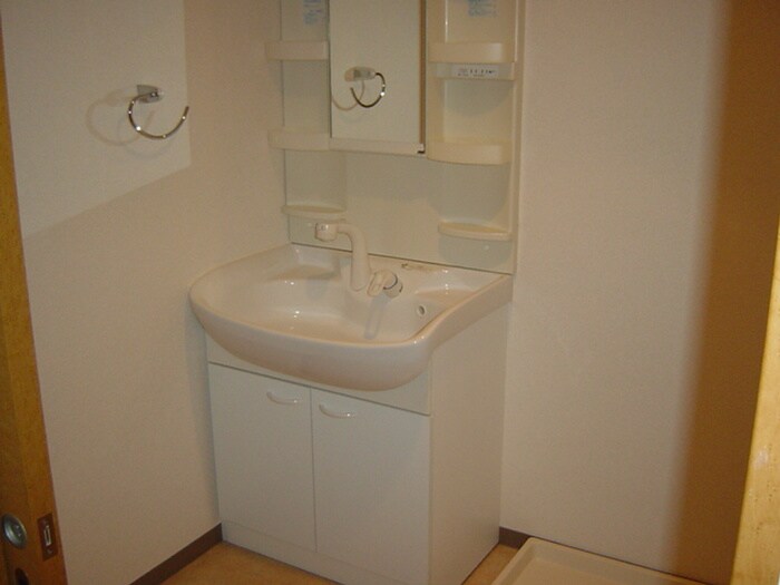 物件内観写真12　(洗面)