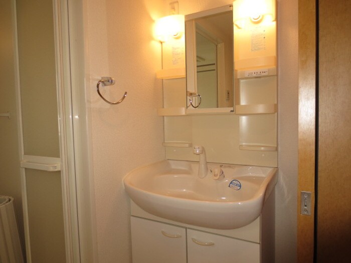 物件内観写真13　(洗面)