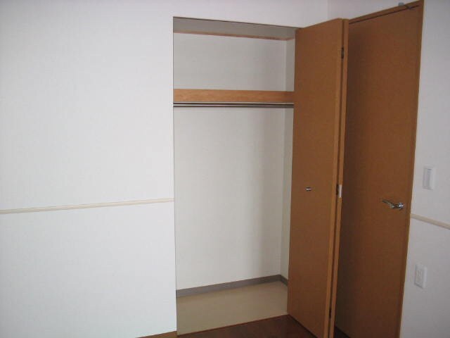 物件内観写真14　(収納)