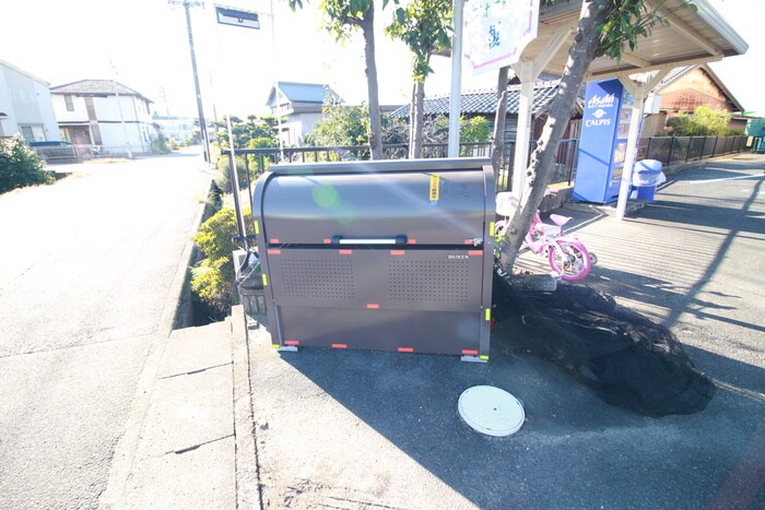 物件外観写真3　(建物設備)