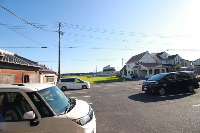 物件内観写真16　(室内からの展望)