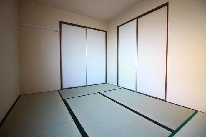 物件内観写真19　(居室)