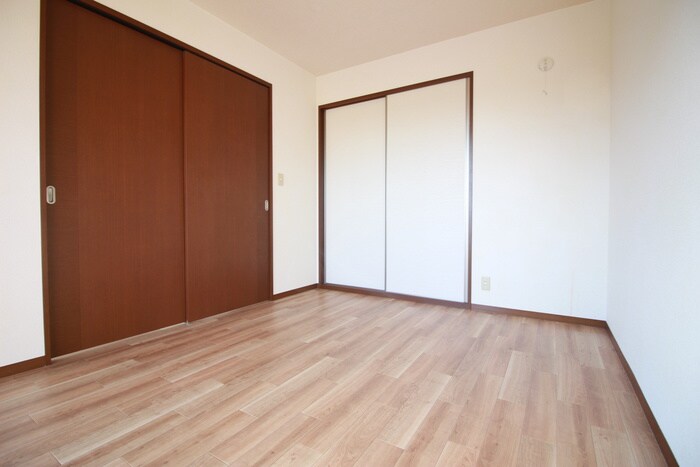 物件内観写真21　(居室)