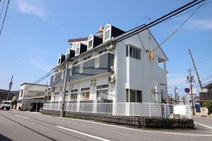 メゾン　ブランシェⅡ外観写真