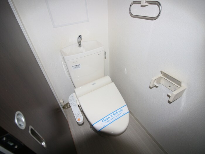 物件内観写真9　(トイレ)