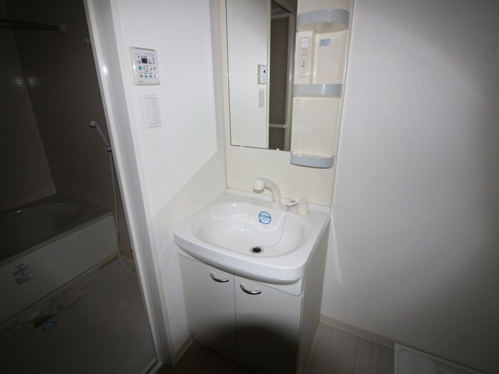 物件内観写真10　(洗面)