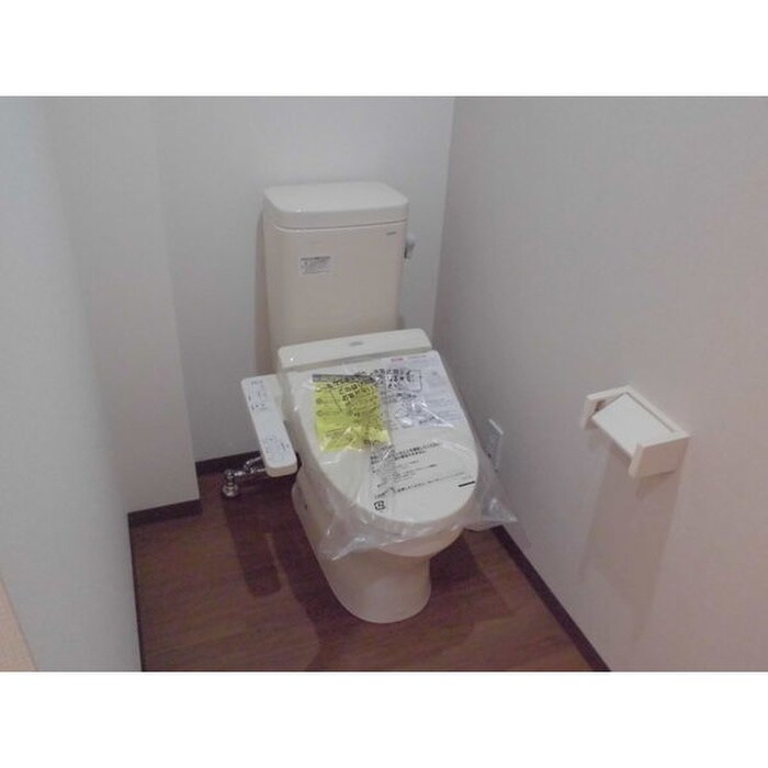 物件内観写真6　(トイレ)