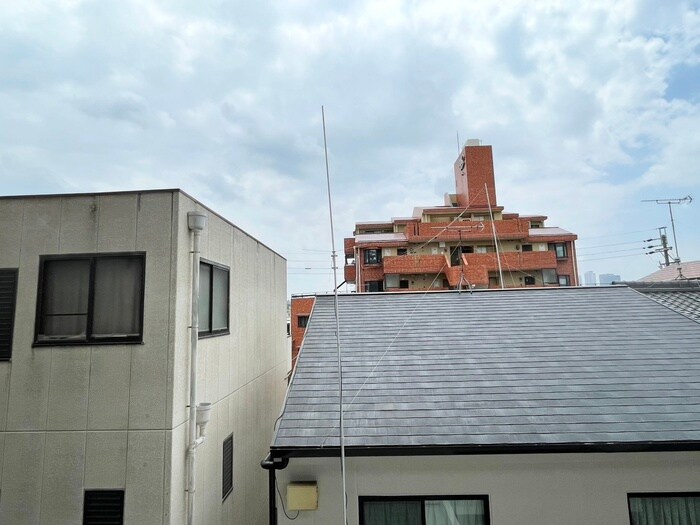 物件内観写真13　(室内からの展望)