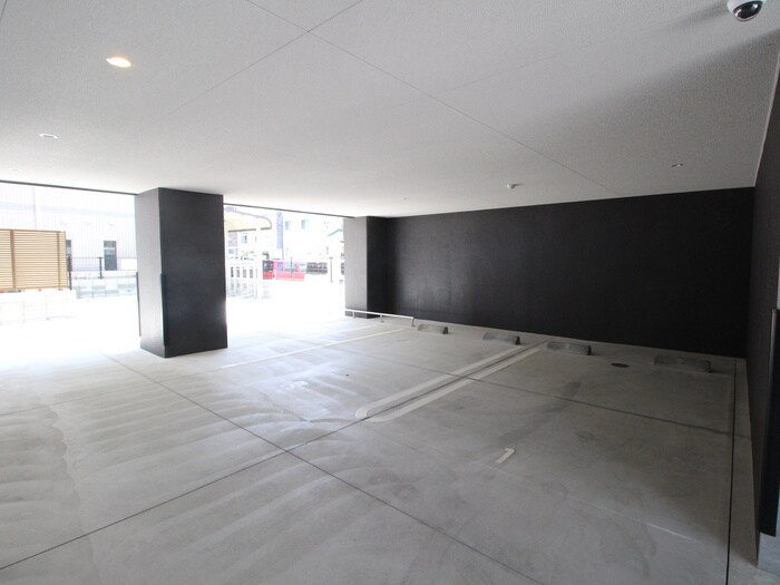 物件外観写真3　(駐車場)