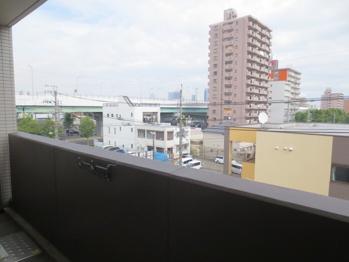 物件内観写真20　(室内からの展望)