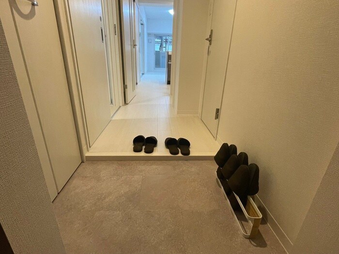 物件内観写真21　(玄関)