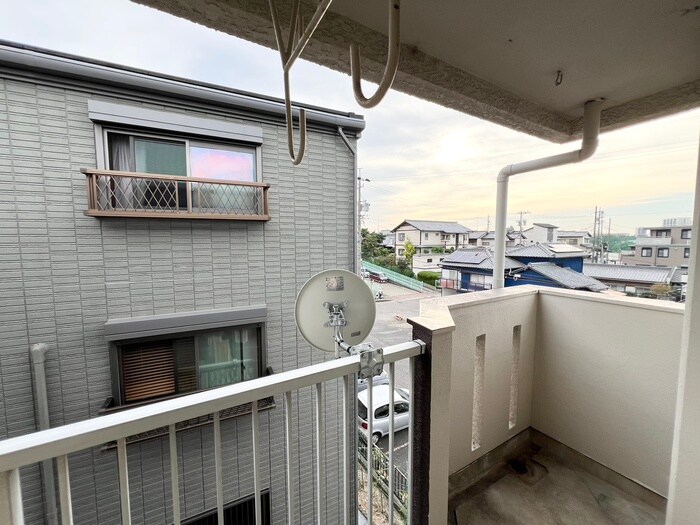 物件内観写真16　(室内からの展望)