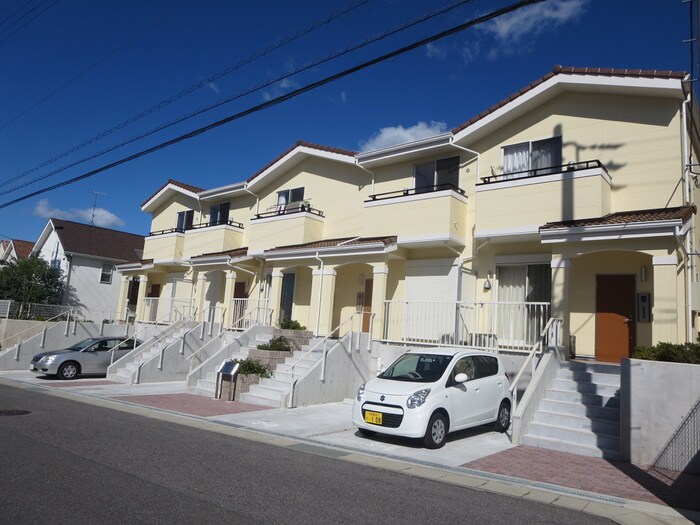 物件外観写真5　(外観写真)