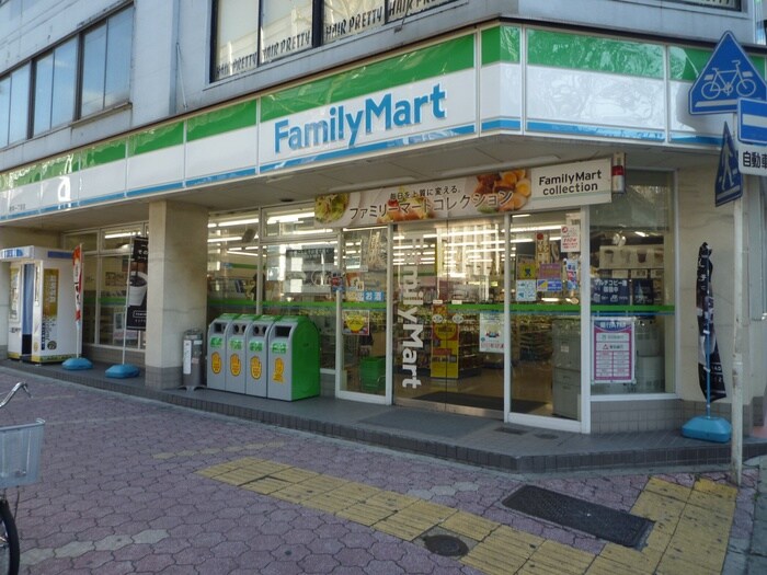 ファミリーマート