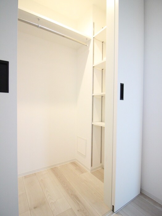 物件内観写真9　(収納)