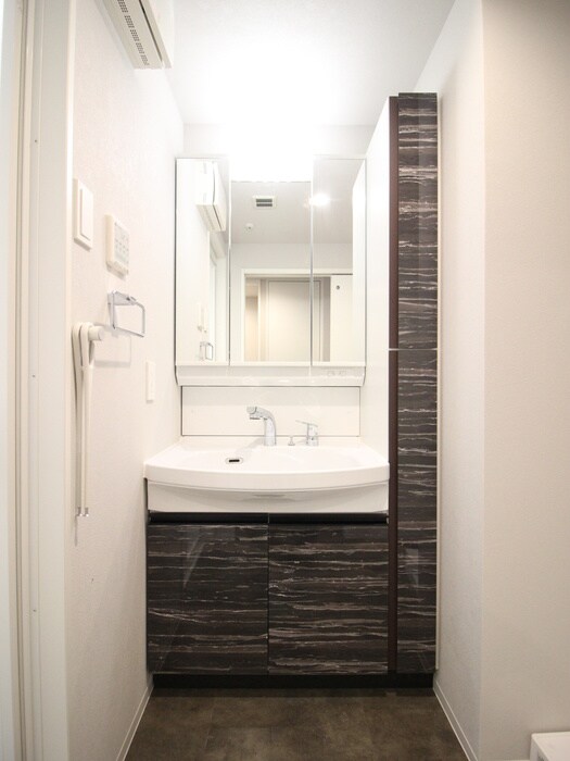 物件内観写真13　(洗面)