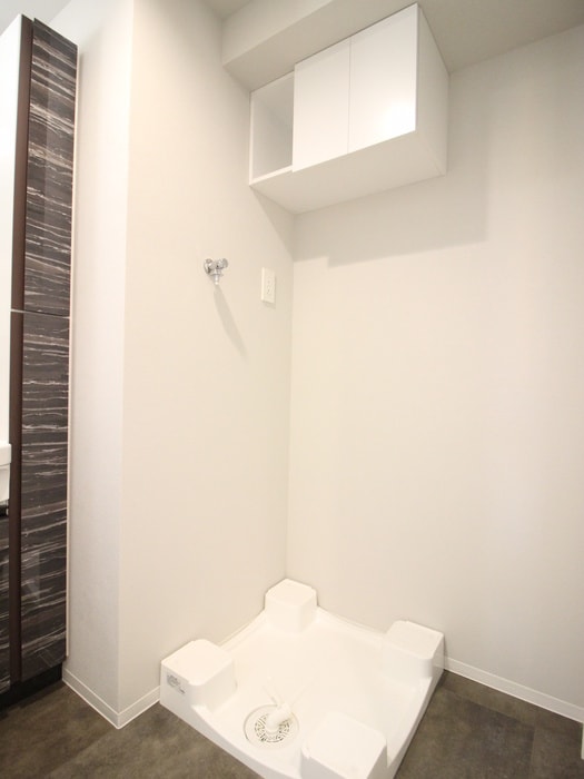 物件内観写真14　(洗濯機置場)