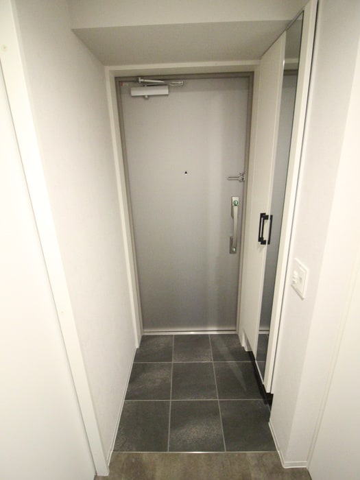 物件内観写真15　(玄関)