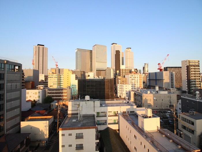 物件内観写真16　(室内からの展望)