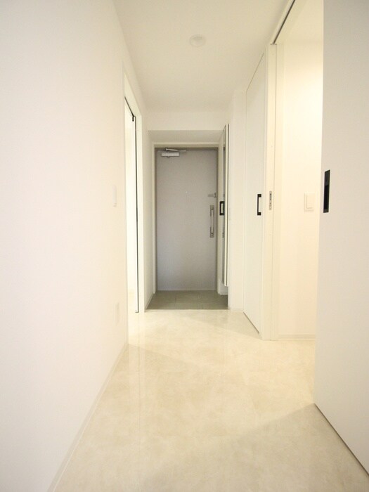 物件内観写真17　(廊下)