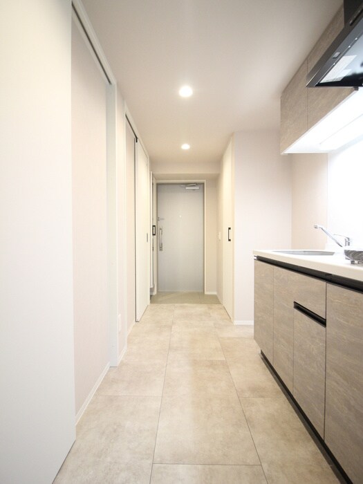 物件内観写真18　(廊下)