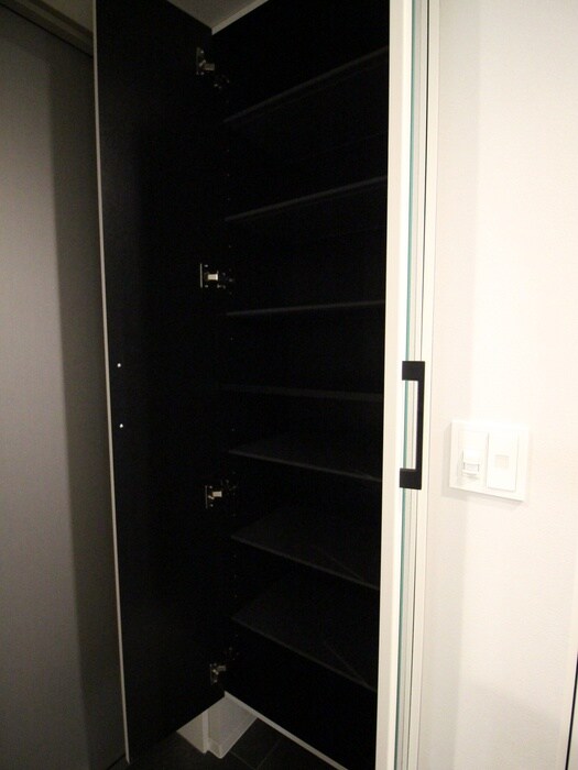 物件内観写真19　(靴箱)