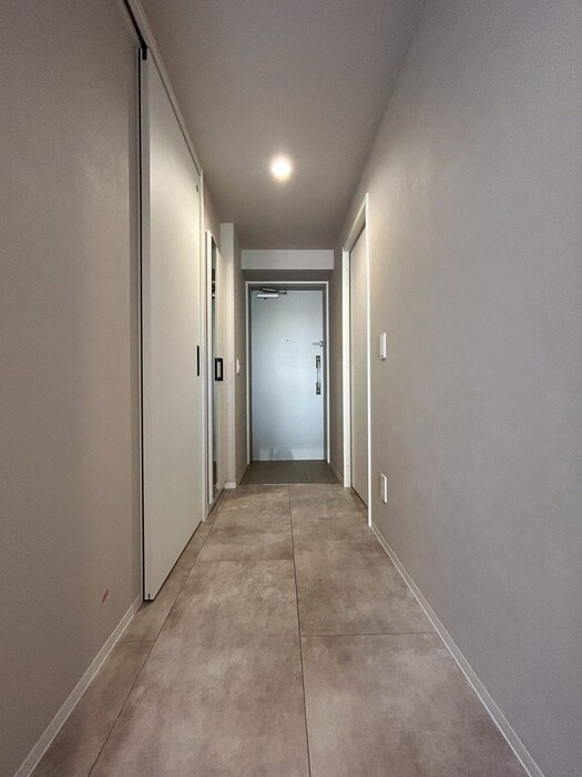 物件内観写真20　(廊下)