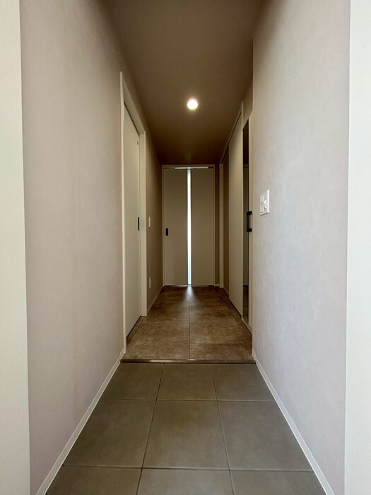 物件内観写真22　(玄関)