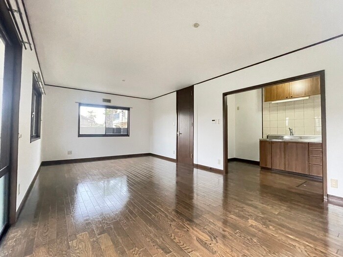 物件内観写真8　(居室)