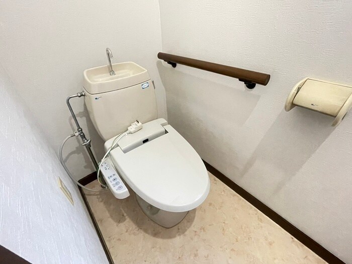 物件内観写真13　(トイレ)