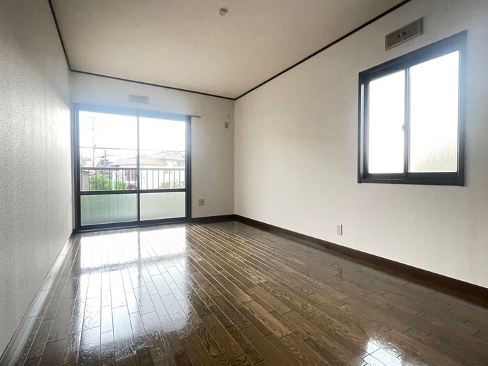 物件内観写真18　(居室)