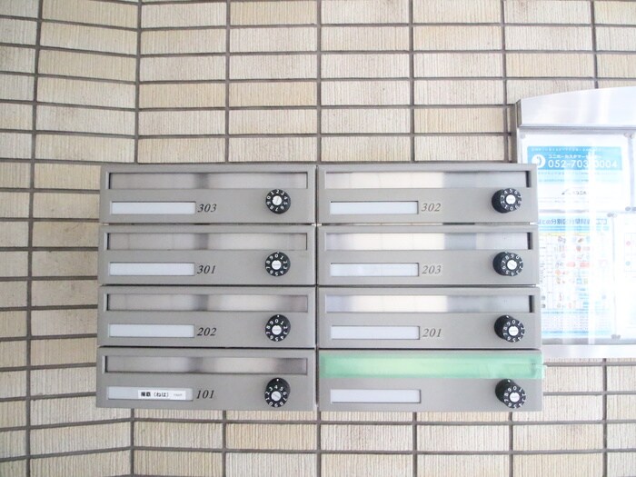 物件外観写真6　(建物設備)