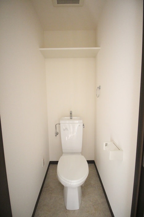 物件内観写真11　(トイレ)