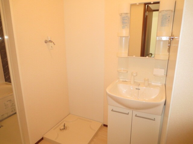 物件内観写真12　(洗面)