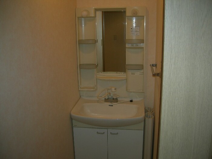 物件内観写真10　(洗面)