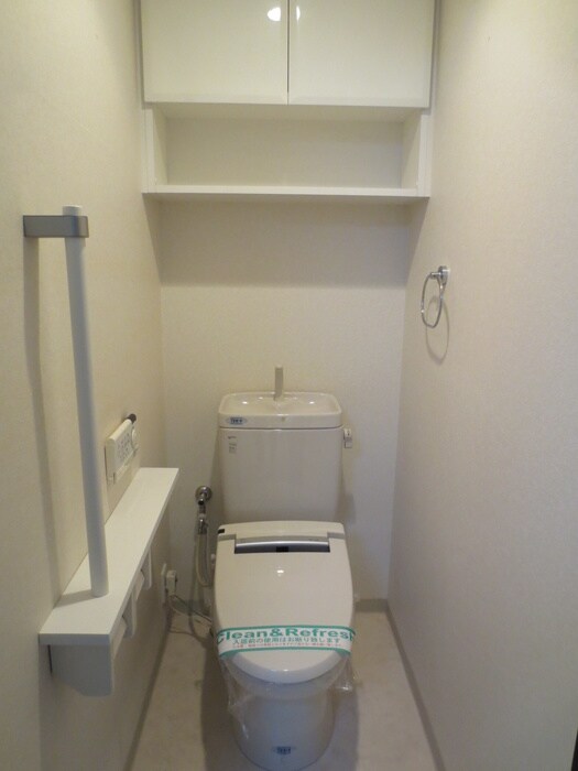 物件内観写真14　(トイレ)