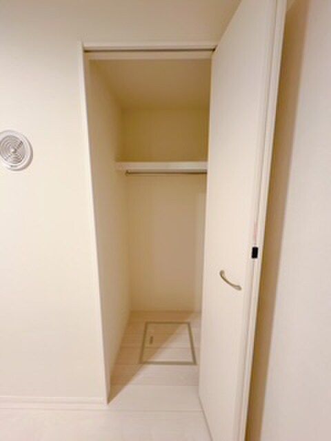 物件内観写真11　(収納)