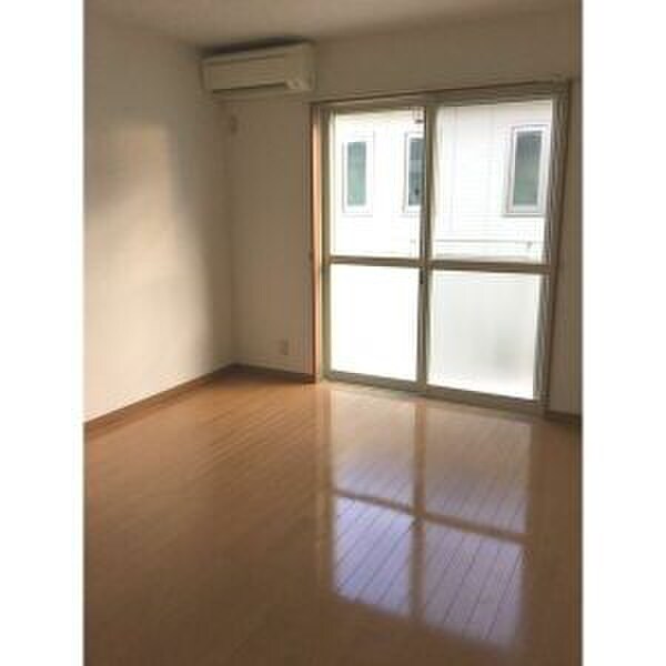 物件内観写真11　(内観写真)