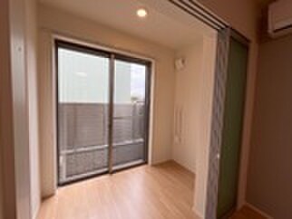 物件内観写真10　(居室)