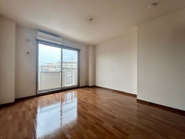 物件内観写真19　(居室)