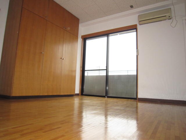 物件内観写真11　(居室)