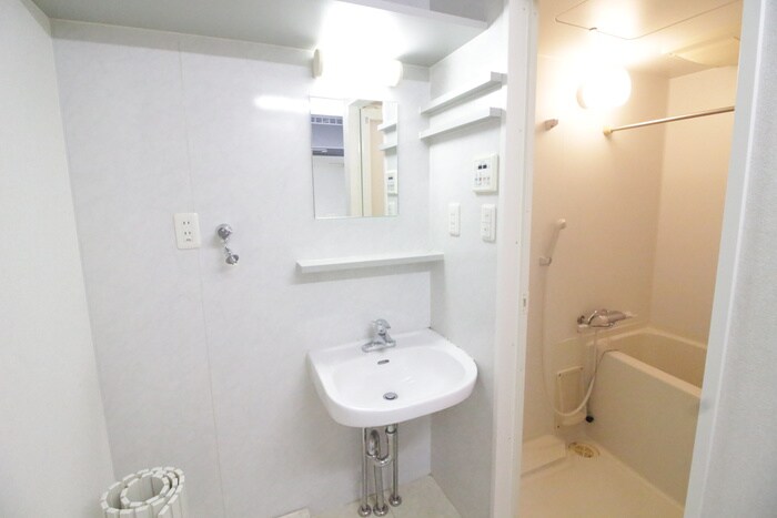 物件内観写真14　(洗面)