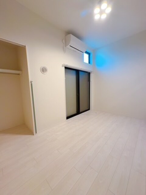 物件内観写真10　(居室)