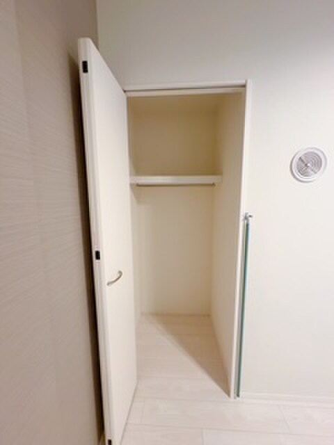 物件内観写真11　(収納)
