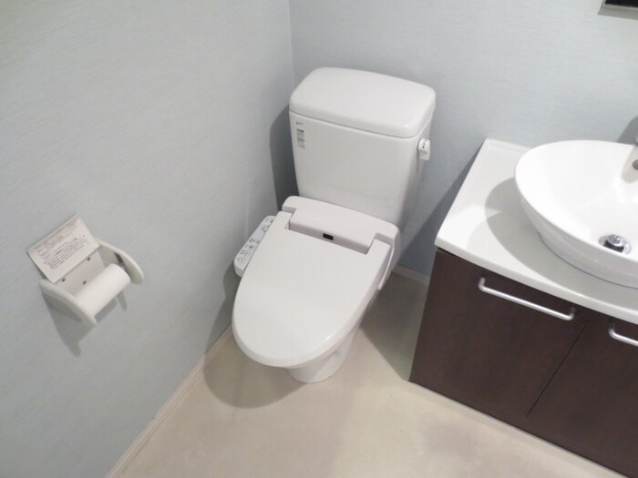 物件内観写真12　(トイレ)