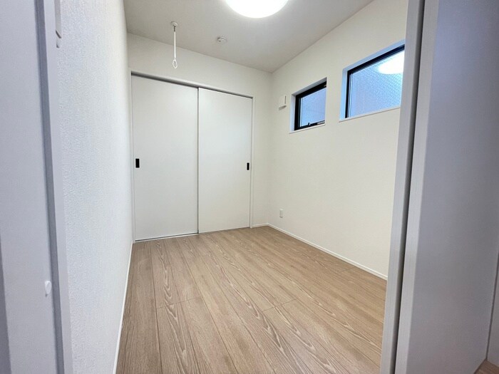 物件内観写真9　(居室)