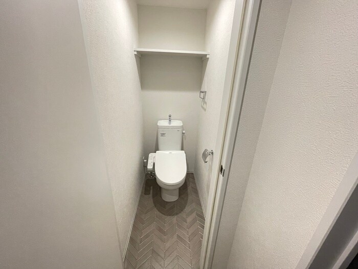 物件内観写真14　(トイレ)