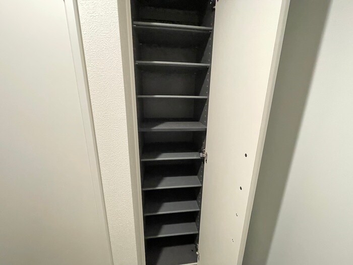 物件内観写真16　(靴箱)